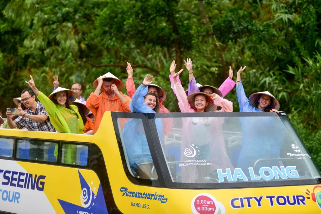 city tour hạ long