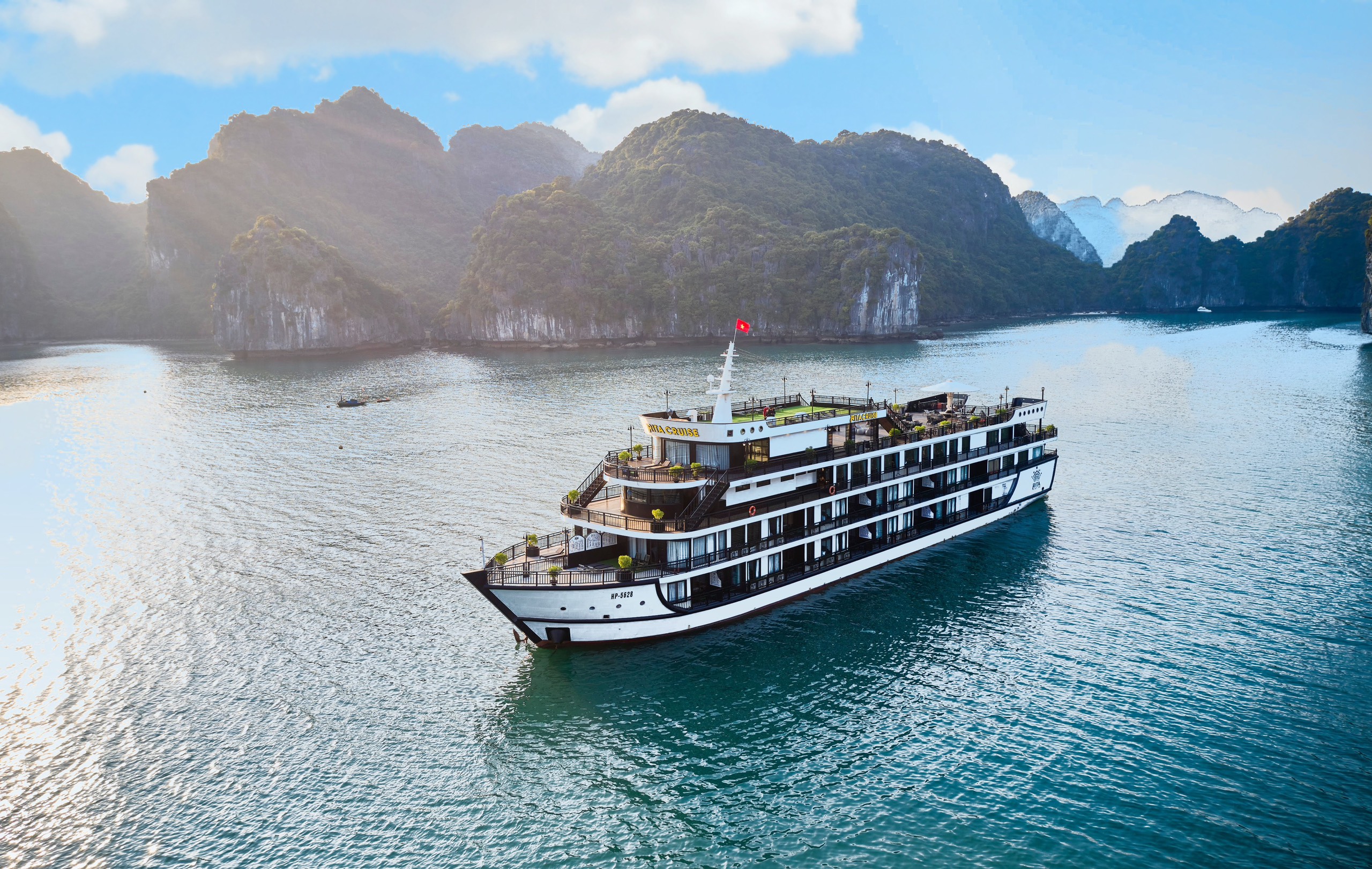 Du thuyền Hạ Long 3 ngày 2 đêm - Thăm làng chài