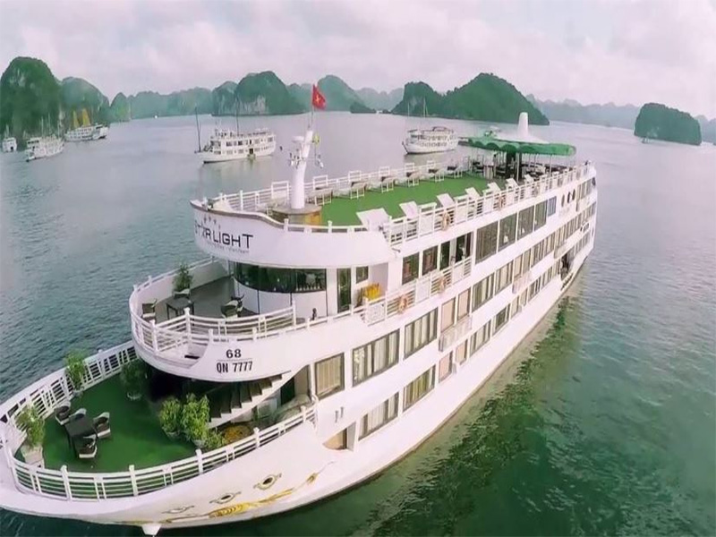 Du thuyền Starlight Hạ Long