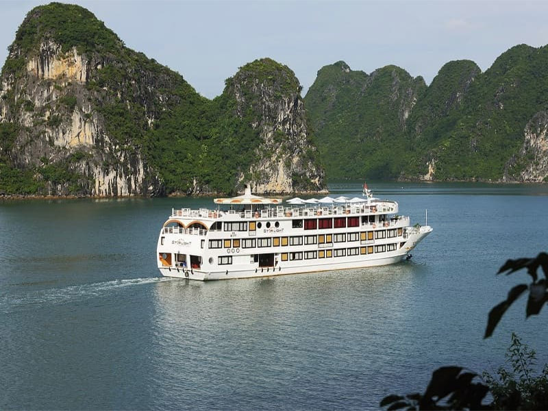 Lưu ý khi đặt tour du thuyền Starlight Hạ Long