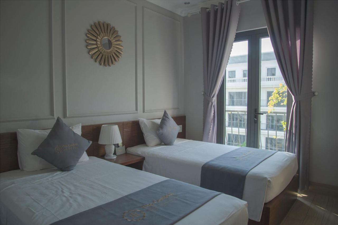 Khách sạn gần biển Hạ Long - The Confetti Hotel