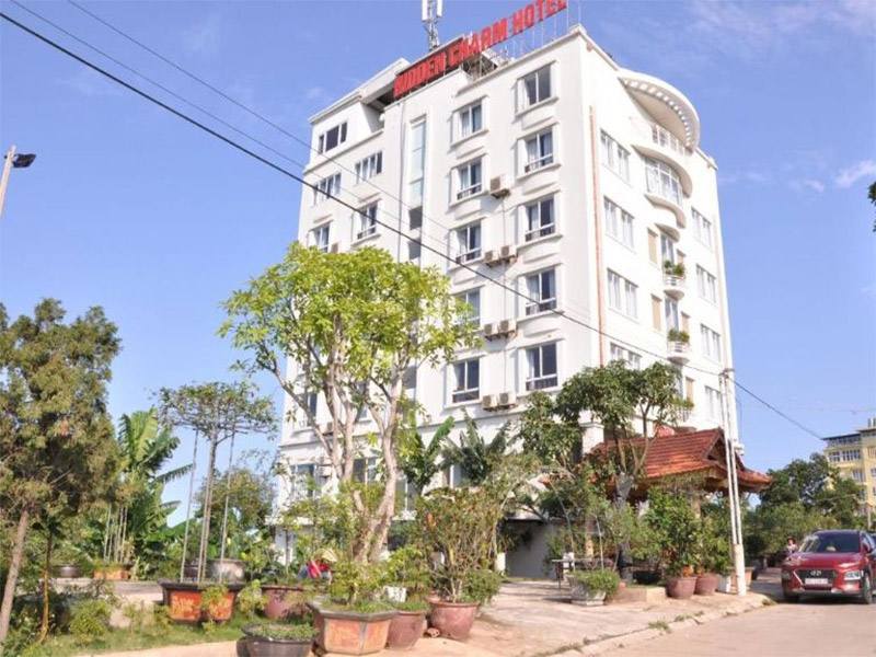 Khách sạn Hidden Charm Hotel