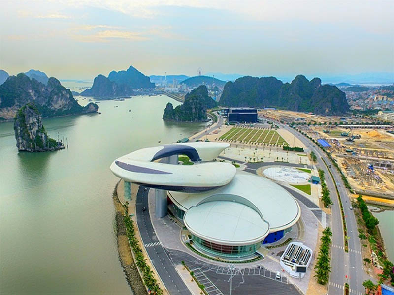 Hướng dẫn di chuyển tới cung cá heo Tuần Châu