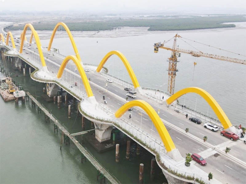 Nét đẹp độc đáo của cầu tình yêu Hạ Long