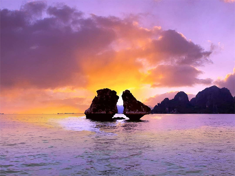 Sự tích hòn Trống Mái vịnh Hạ Long