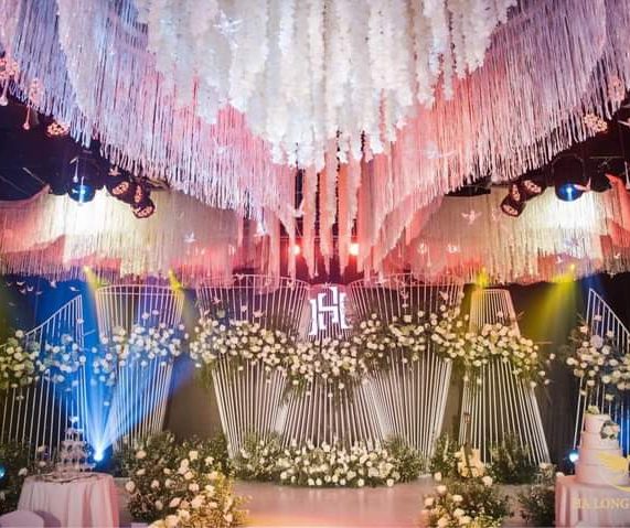 Phòng họp, tiệc cưới ở khách sạn Sài Gòn Hạ Long