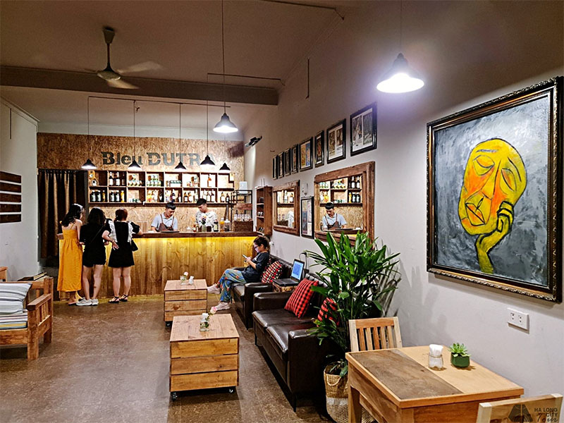 Quán cafe đẹp Hạ Long - Blue Dutra