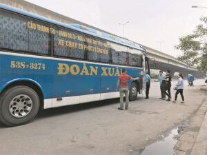 Xe khách Hà Nội Hạ Long - Đoàn Xuân