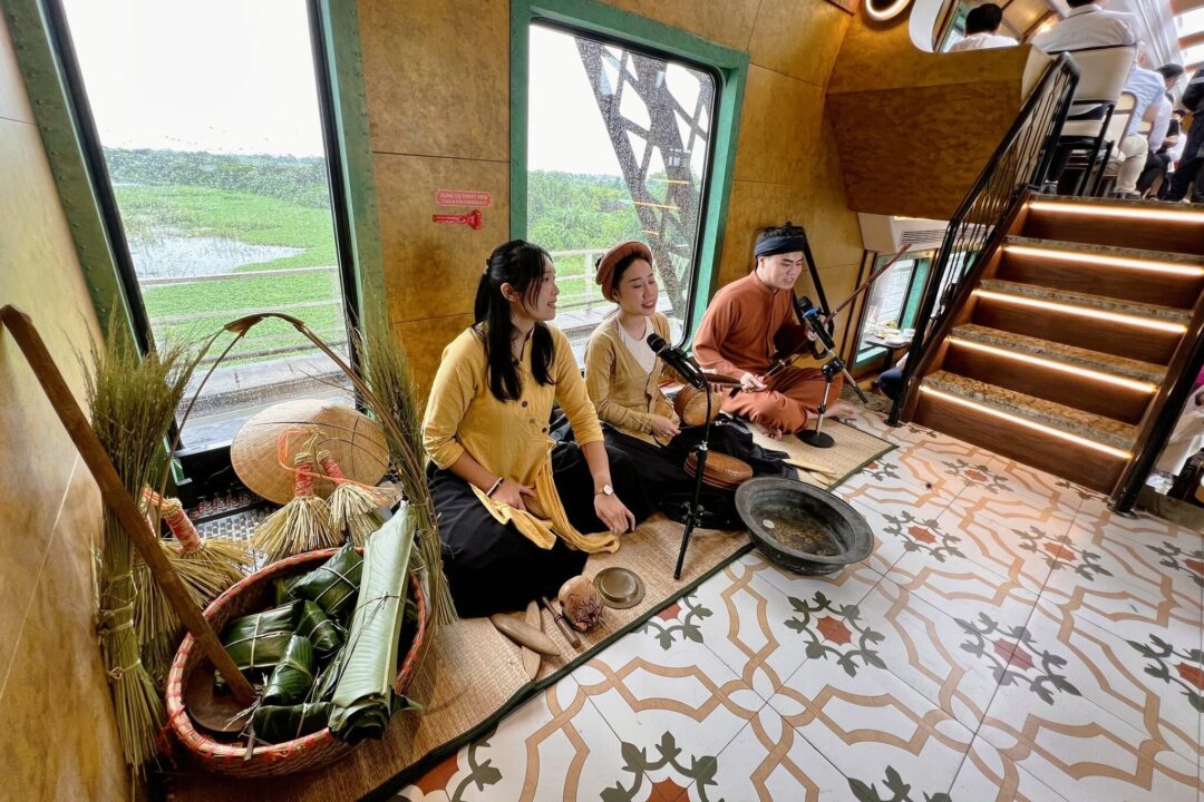 đoàn tàu hanoi train